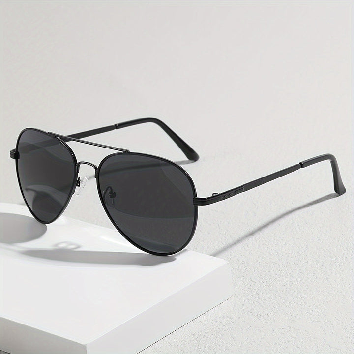 Sonnenbrille | Pilotenstil mit Vollrand | Kratzfeste PC-Gläser | Kupferlegierung