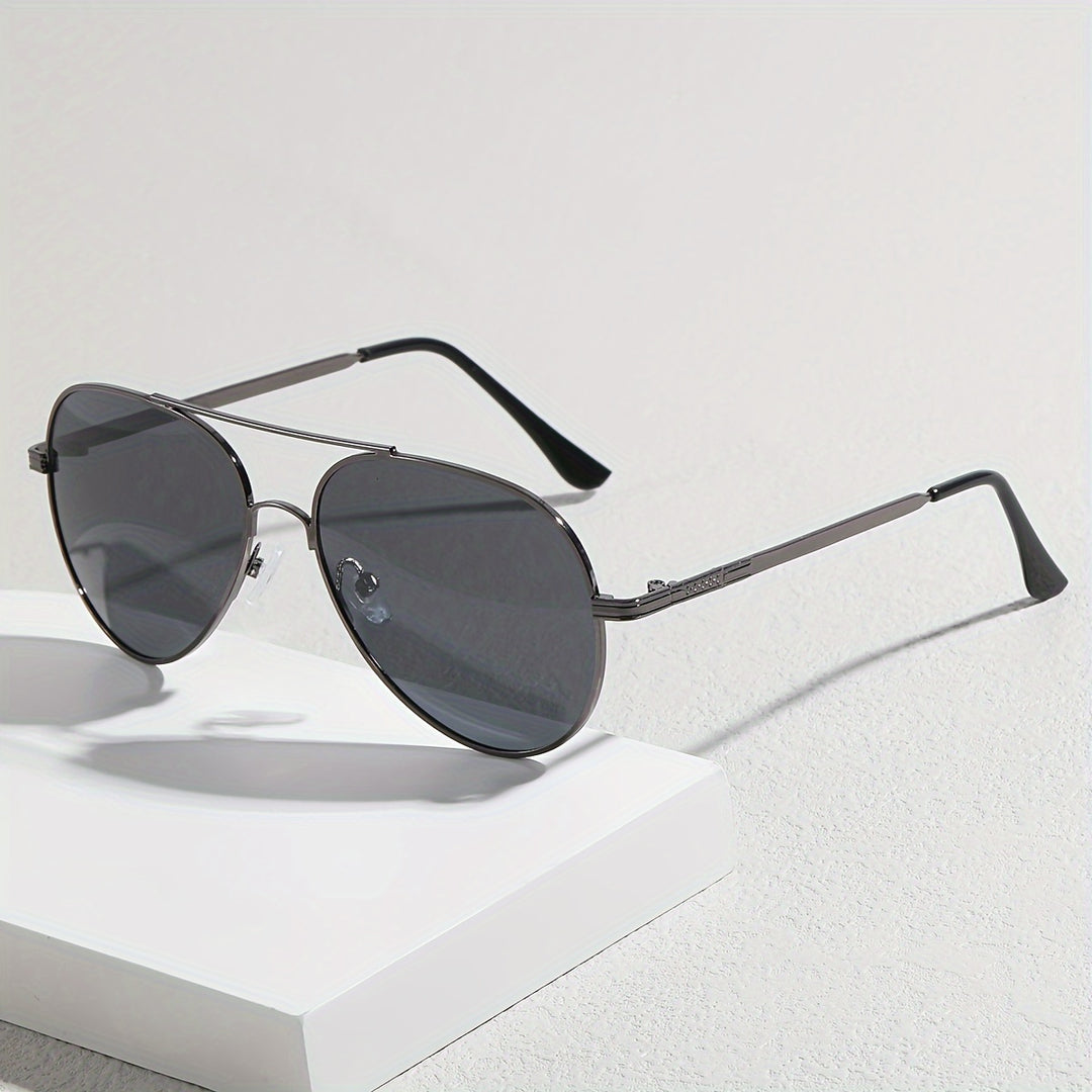 Sonnenbrille | Pilotenstil mit Vollrand | Kratzfeste PC-Gläser | Kupferlegierung