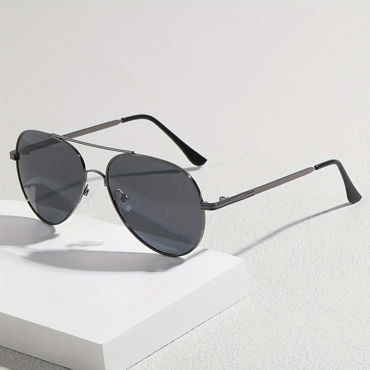 Sonnenbrille | Pilotenstil mit Vollrand | Kratzfeste PC-Gläser | Kupferlegierung