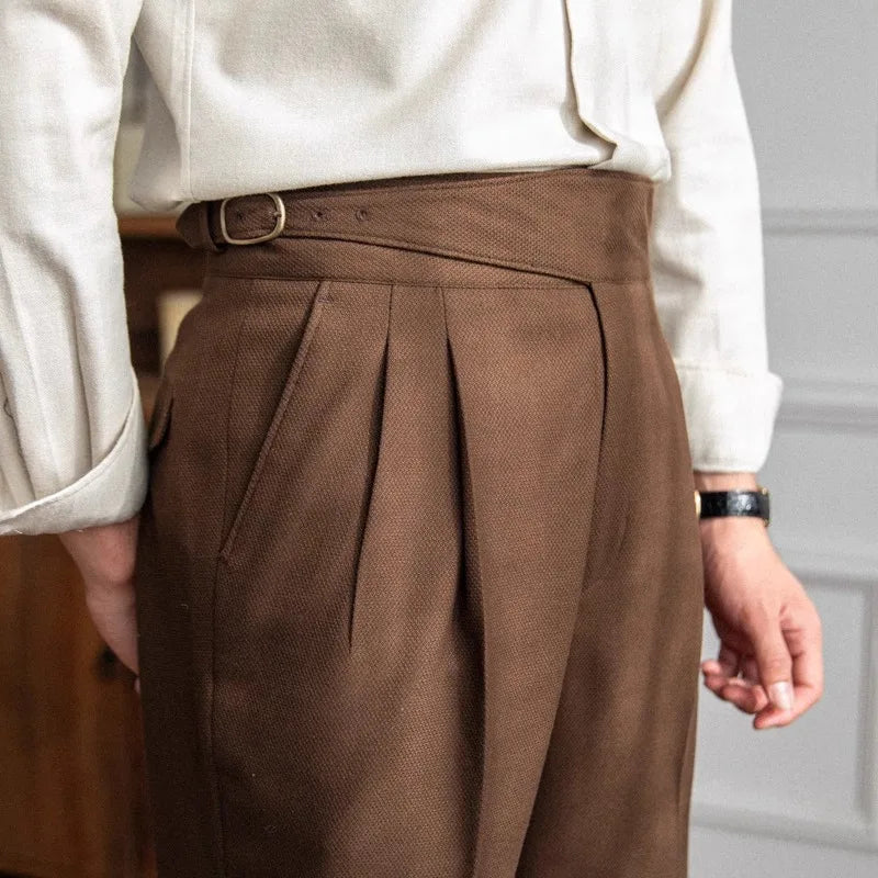 Herren Hose | Bundfalte Design | Gürtel Detail | Sommer