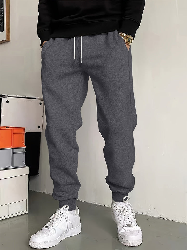 Herren Jogginghose | Slimfit | Mit Kordelzug | Seitentaschen