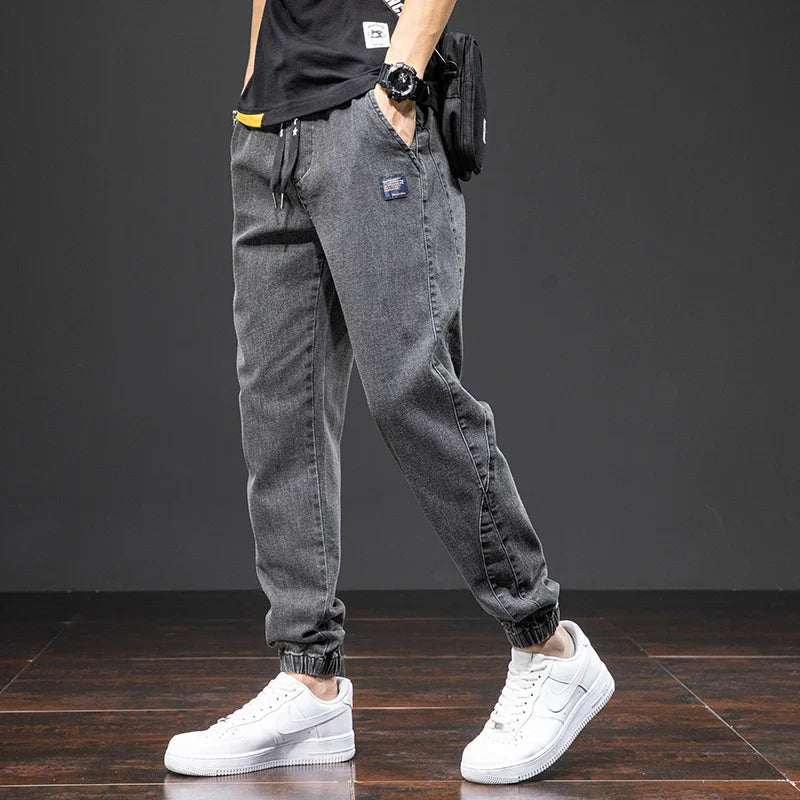 Herren Jogger-Hose mit Tapered Leg - Moderner Schnitt - Schwarz
