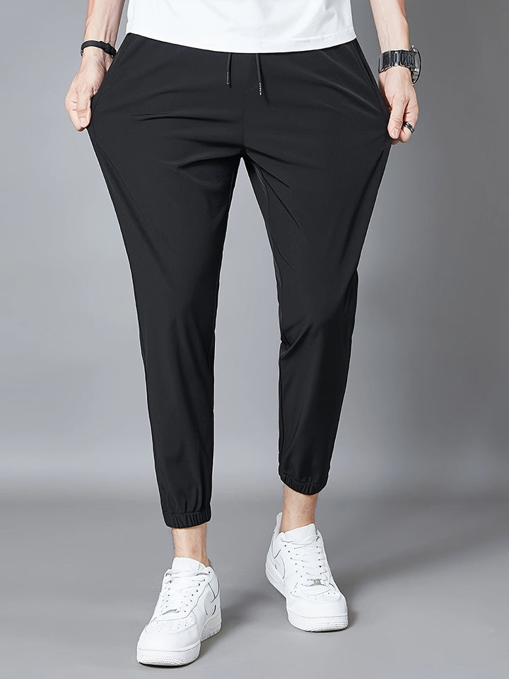 Herren Jogginghose | Minimalistischer Stil & Leichtgewicht | Sommerhose mit Elastischem Bund und Taschen