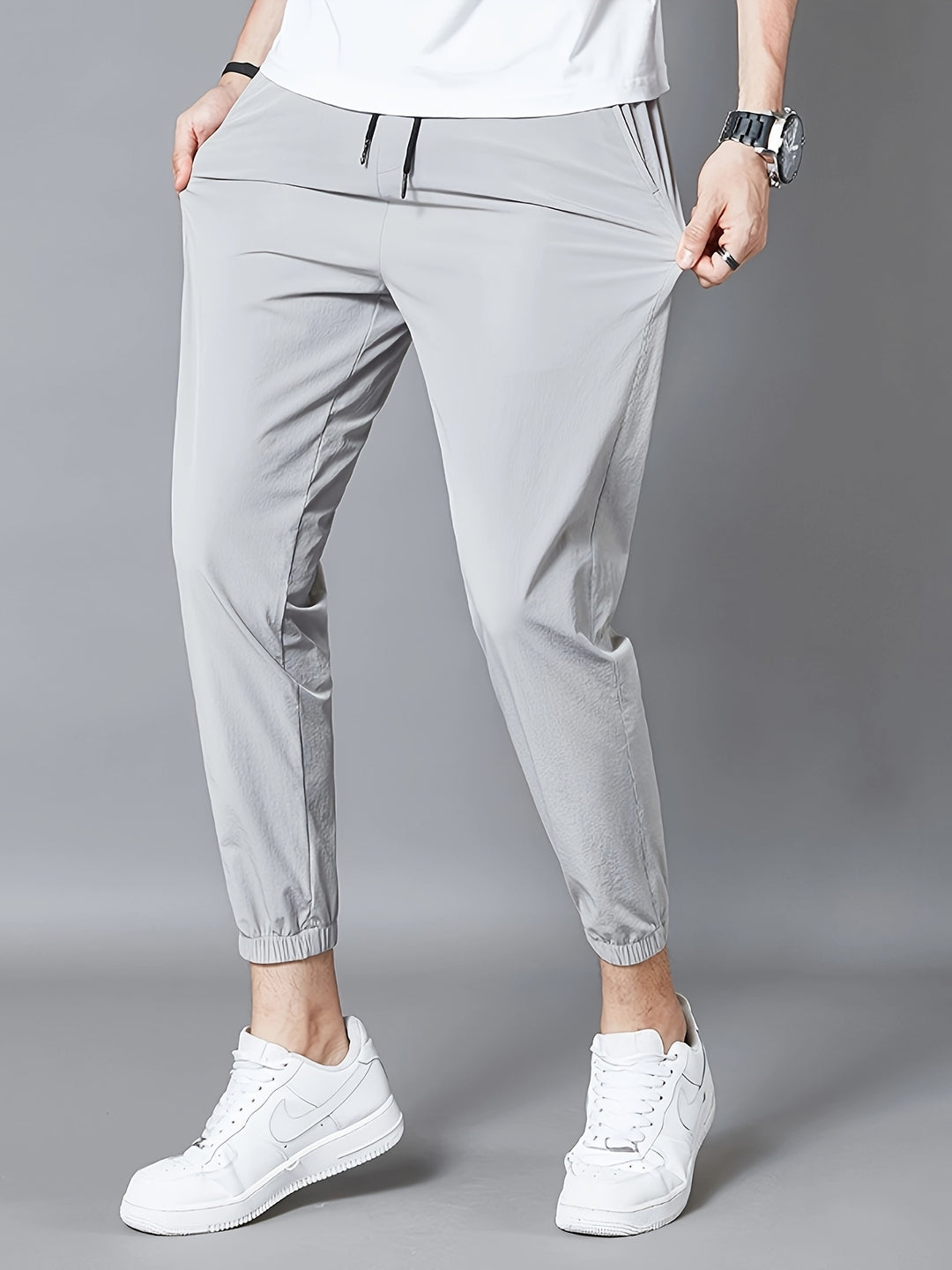 Herren Jogginghose | Minimalistischer Stil & Leichtgewicht | Sommerhose mit Elastischem Bund und Taschen