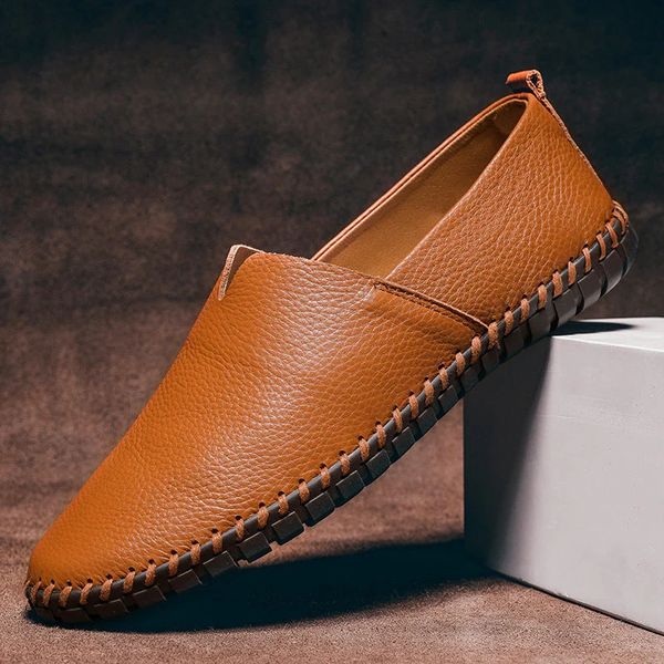 Herren Mokassin aus strukturiertem Leder - Klassischer Slip-On - Karamell