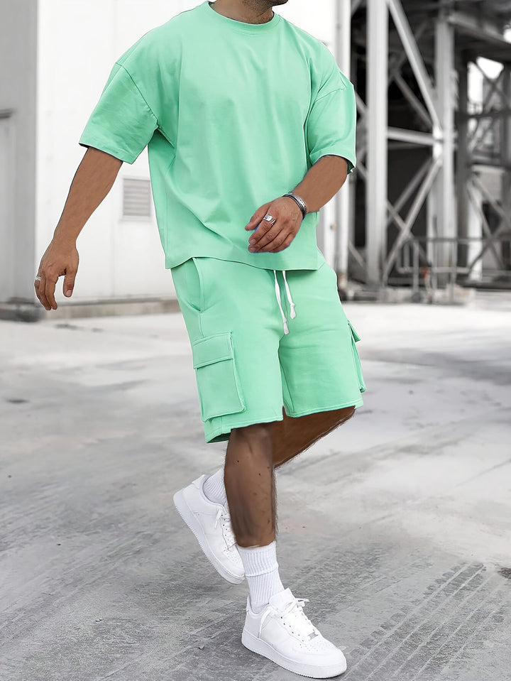 Herren-Set | Trendy & Vielseitig | Bequemes T-Shirt & Cargo-Shorts | Mit Taschen