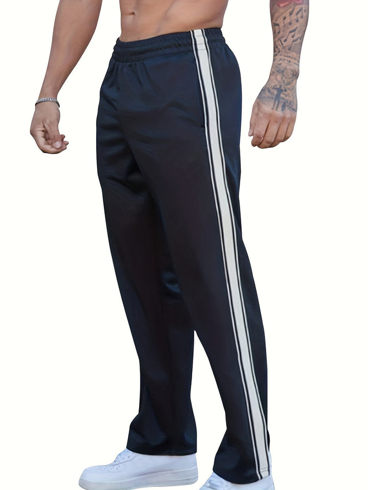 Herren Sporthose | Gebreitet & Leicht | Lockere Passform mit Seitenstreifen | Casual & Training