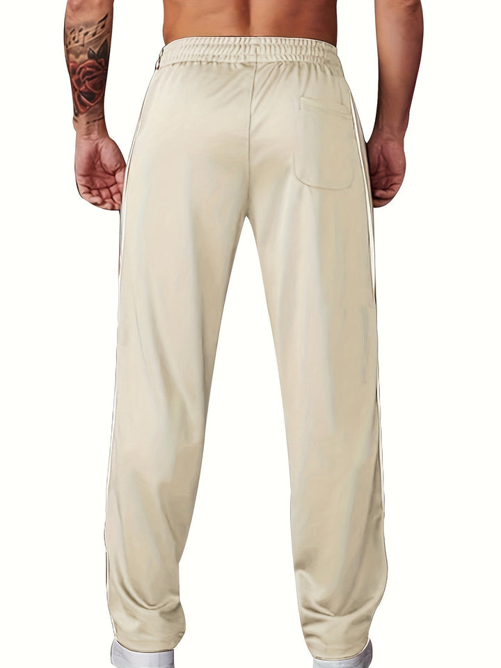 Herren Sporthose | Gebreitet & Leicht | Lockere Passform mit Seitenstreifen | Casual & Training