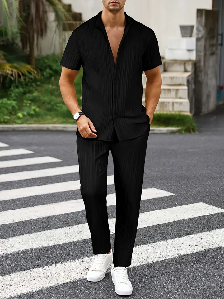Herrenanzug | Modern & Stilvoll | Texturiertes Wellenmuster | Kurze Ärmel & Lange Hose