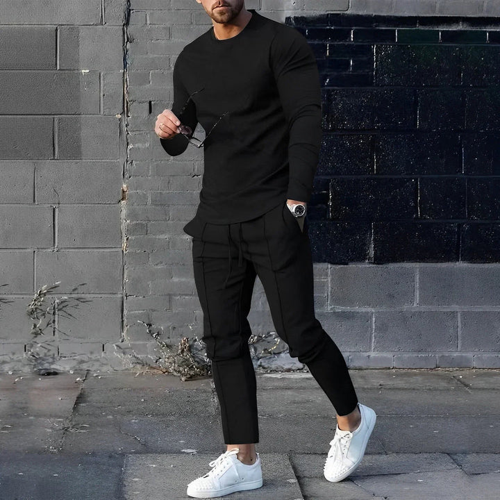 Zeitloser Herrenpullover und -hose mit langen Ärmeln für mühelosen Stil und Komfort | Kevin
